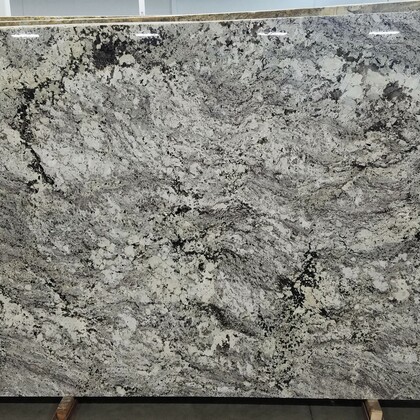 Alaskan White Classic- Full Slab
